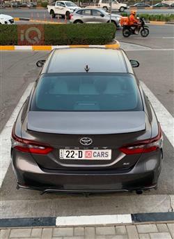 تۆیۆتا کامری